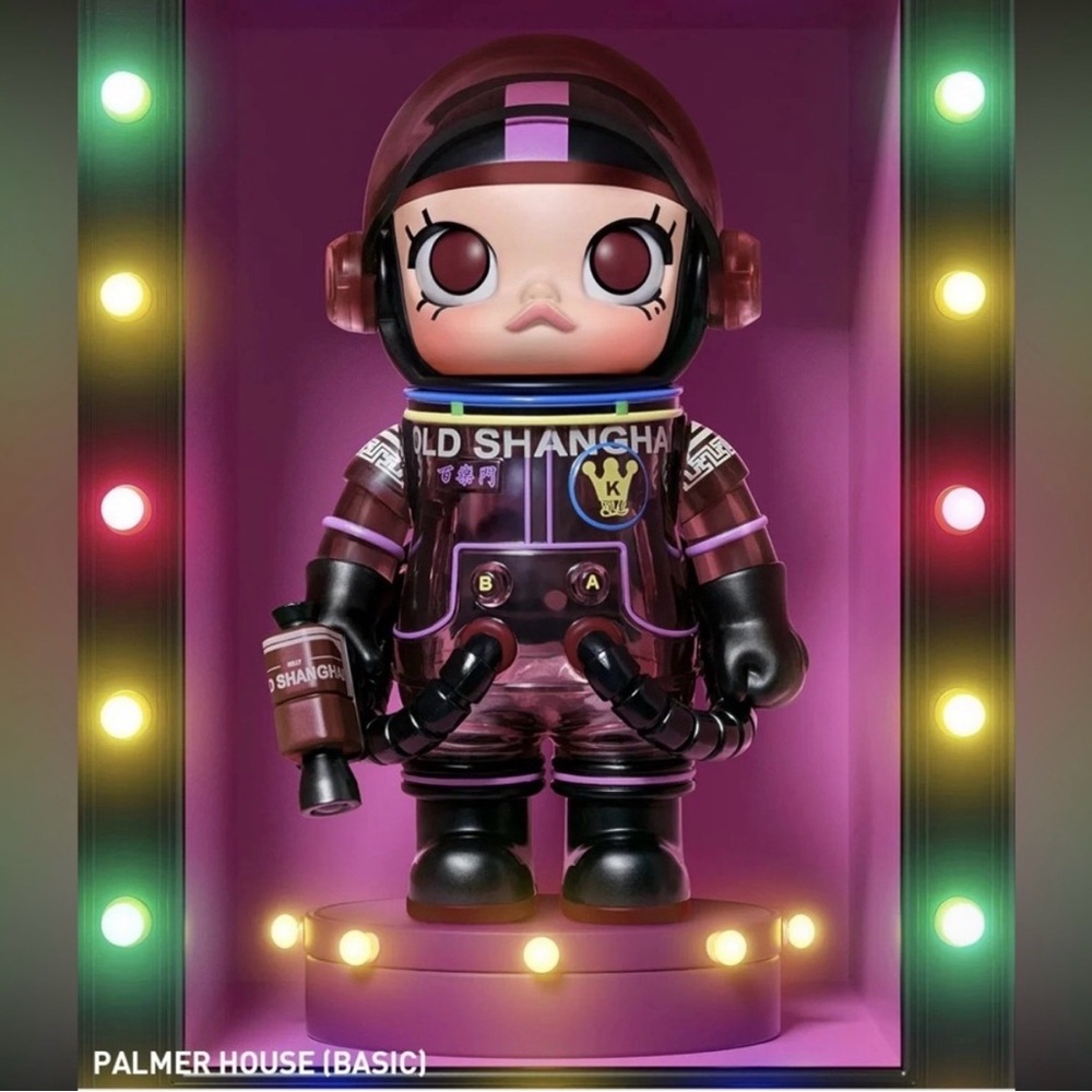 Pop Mart Mega Space Molly 100% V4 - Palmer House